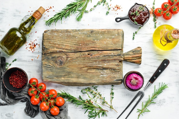 Stół z kuchennymi składnikami